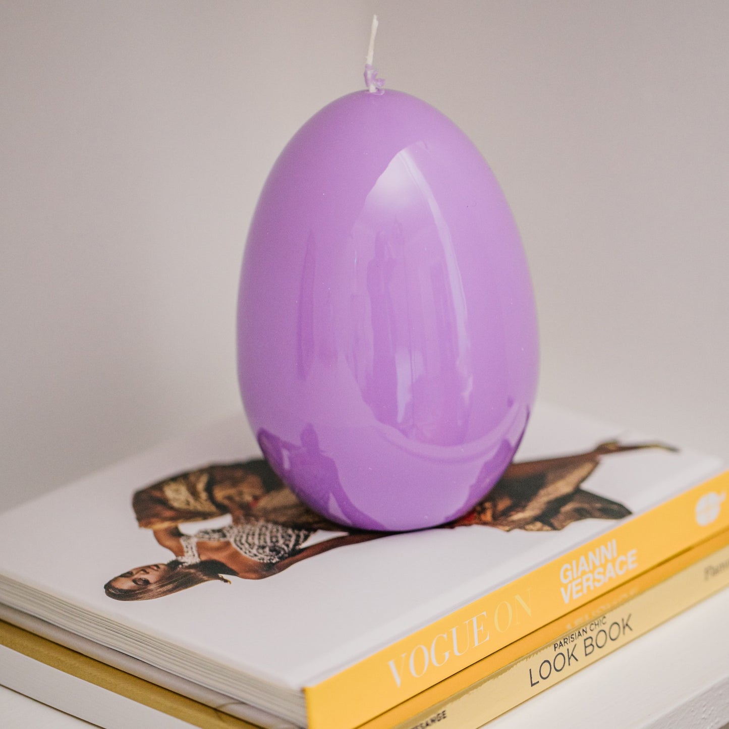 Lavender Ostrich Egg Glossy Candle