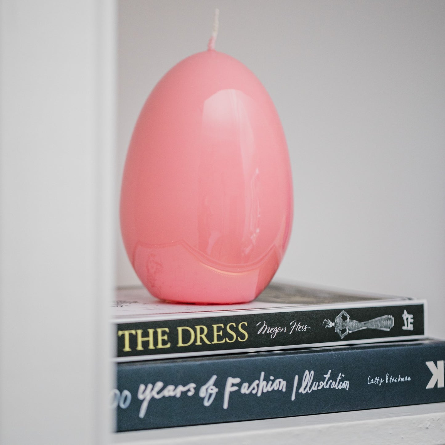 Carnation Pink Ostrich Egg Glossy Candle