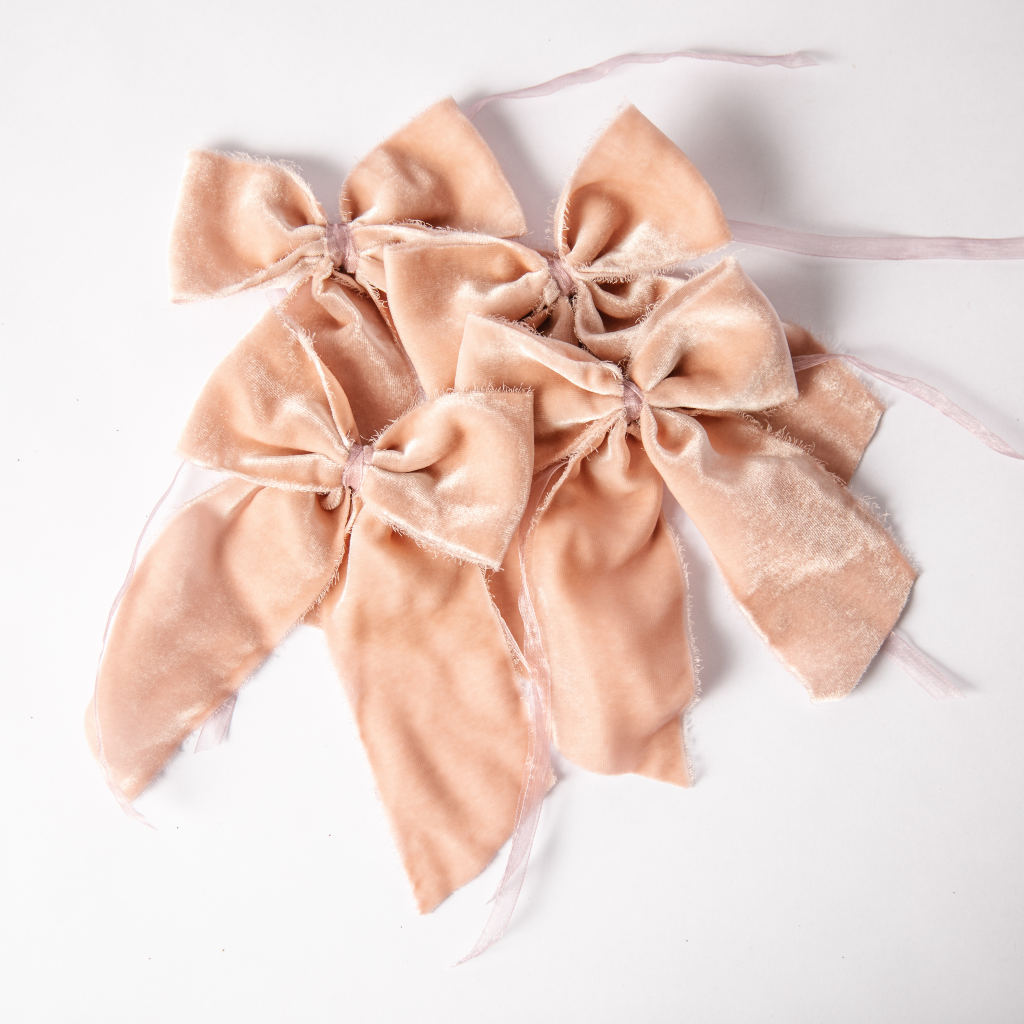 Dusky Pink Velvet Napkin Bows (Set of Two)