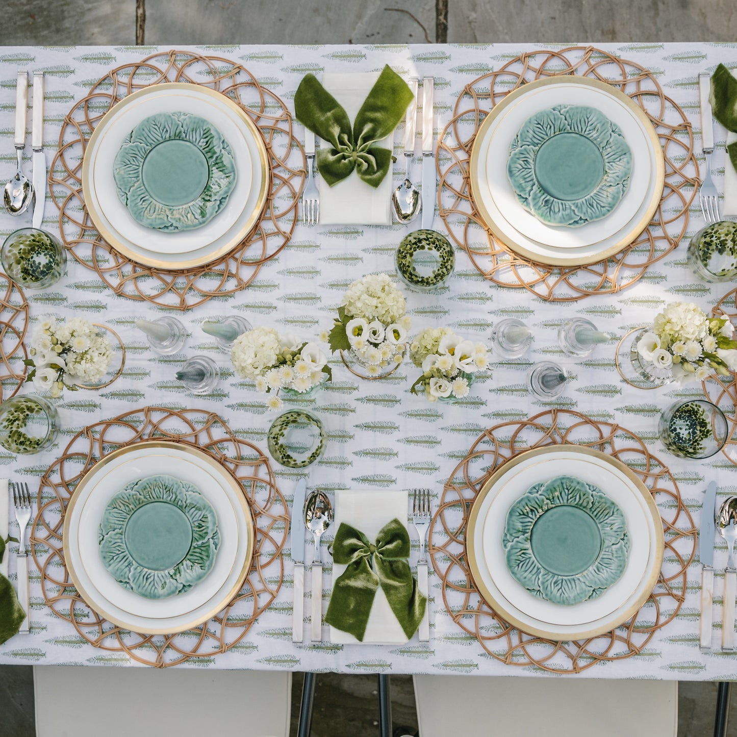 White Linen Napkins (Set of Two)