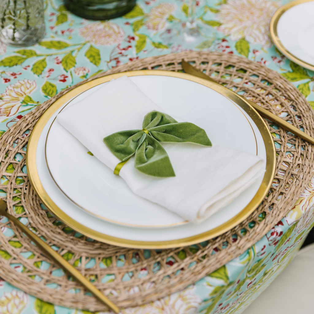 Woven Oval Seagrass Placemats (Set of Four)