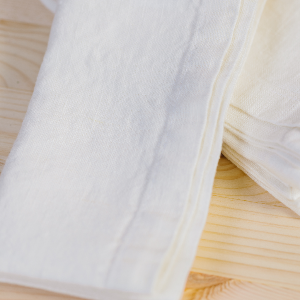 White Linen Napkins (Set of Two)