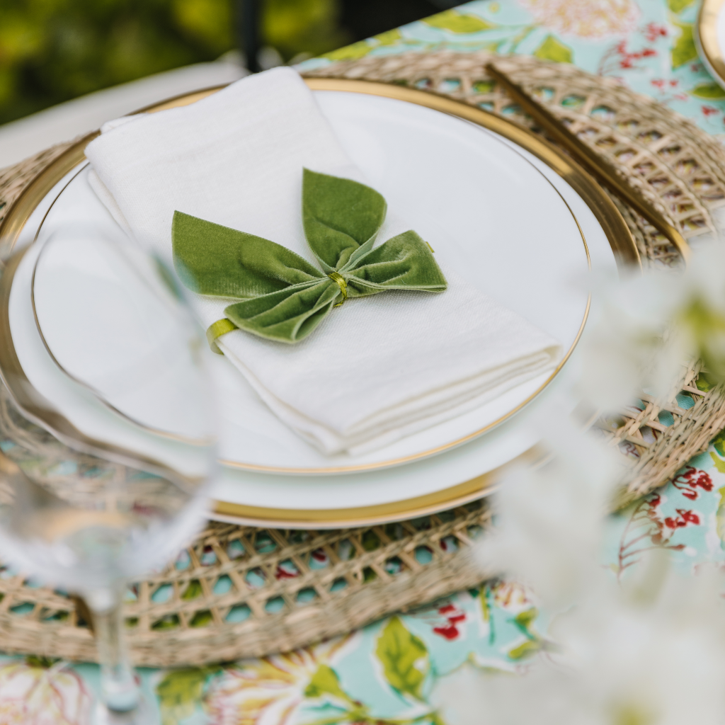 Woven Oval Seagrass Placemats (Set of Four)